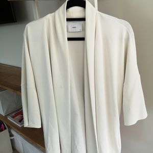 Okakie DROR Versatile soft touch "coat"